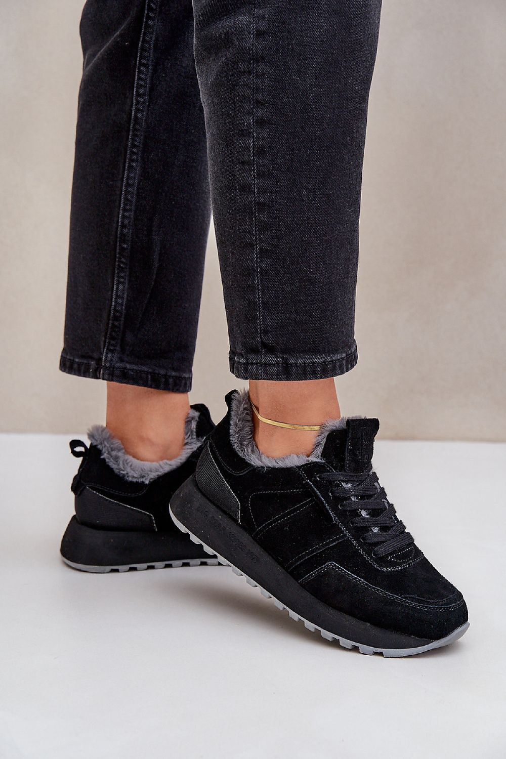black lace sport shoes detail view