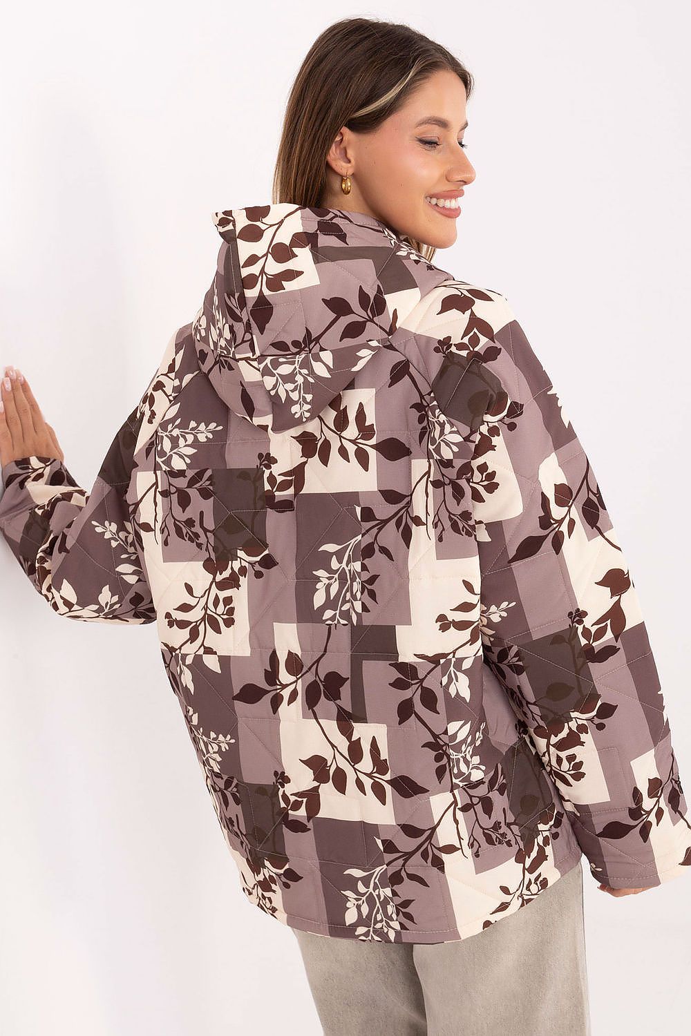 beige long sleeve jacket detail view