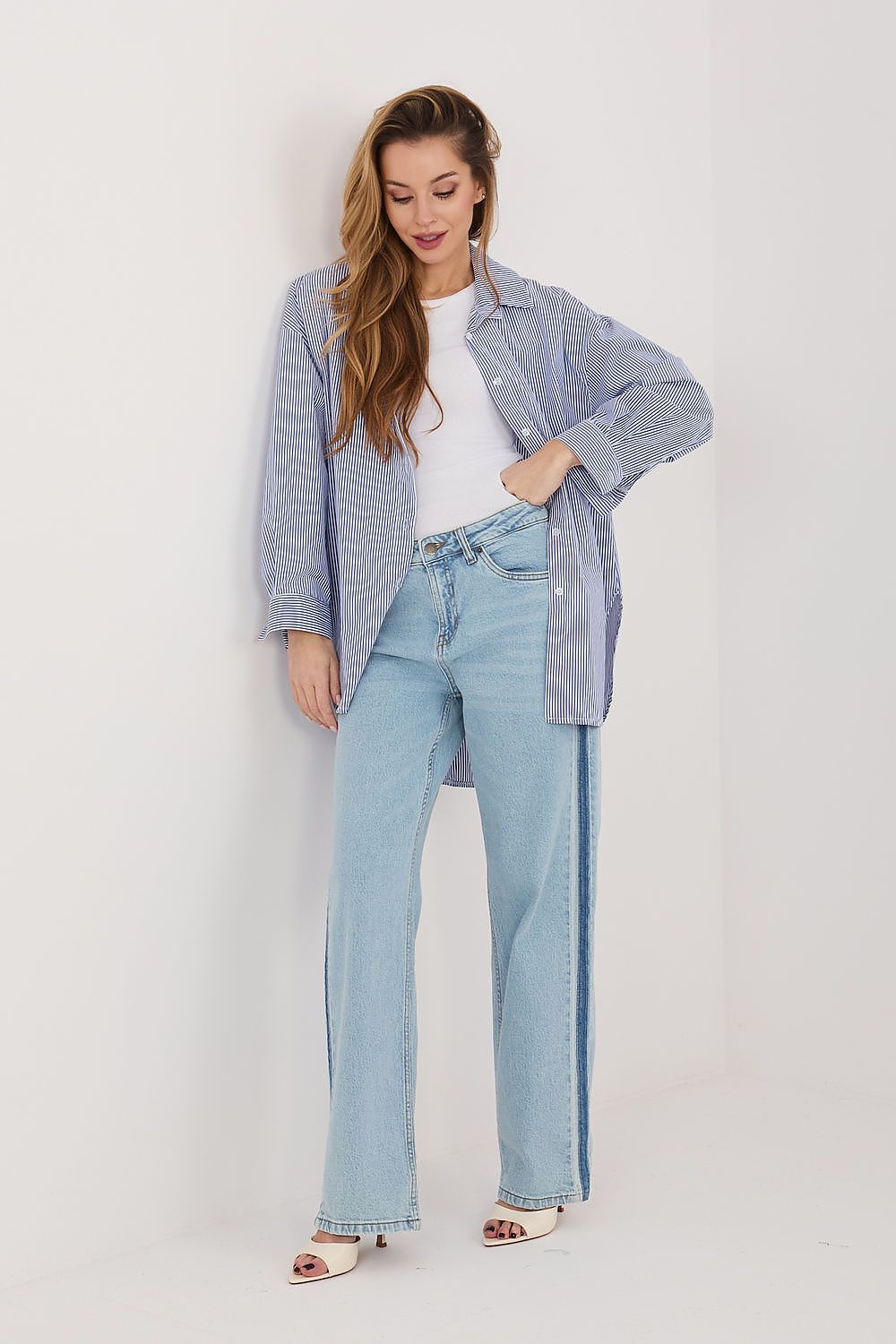 blue jeans view 7