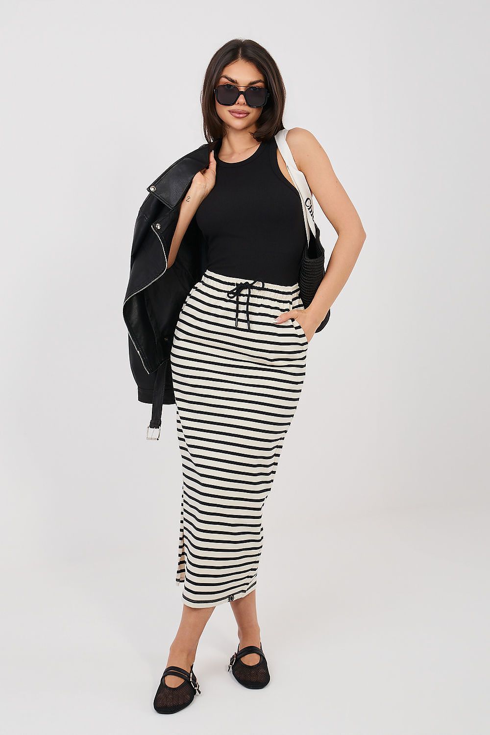 black midi mini skirt view 12