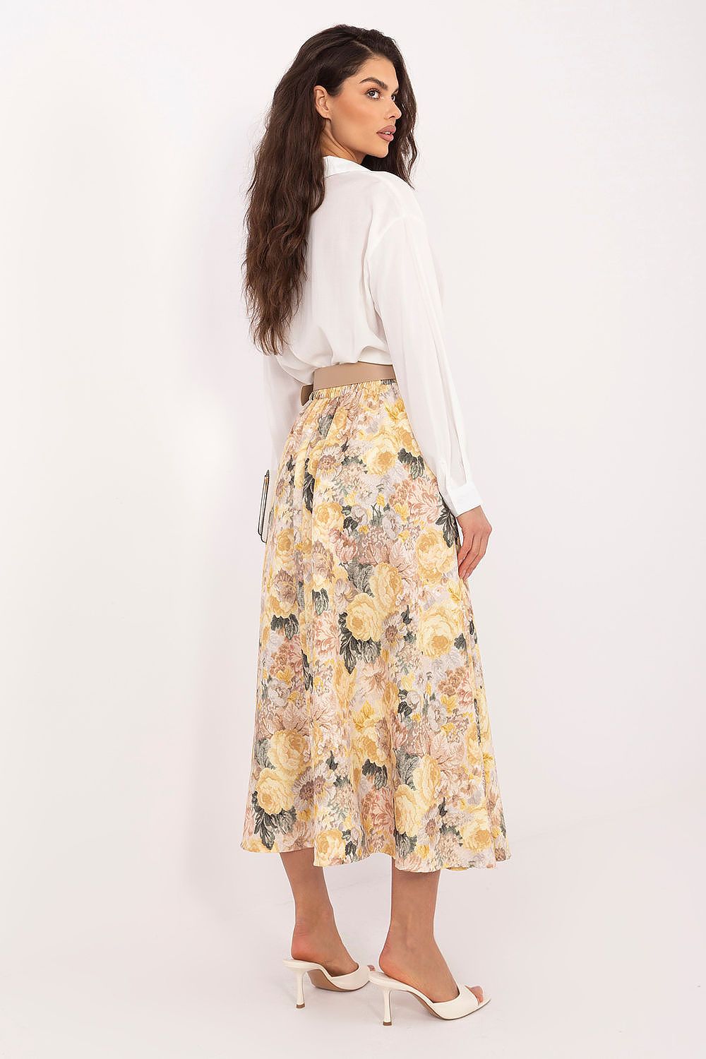 pink skirt view 12