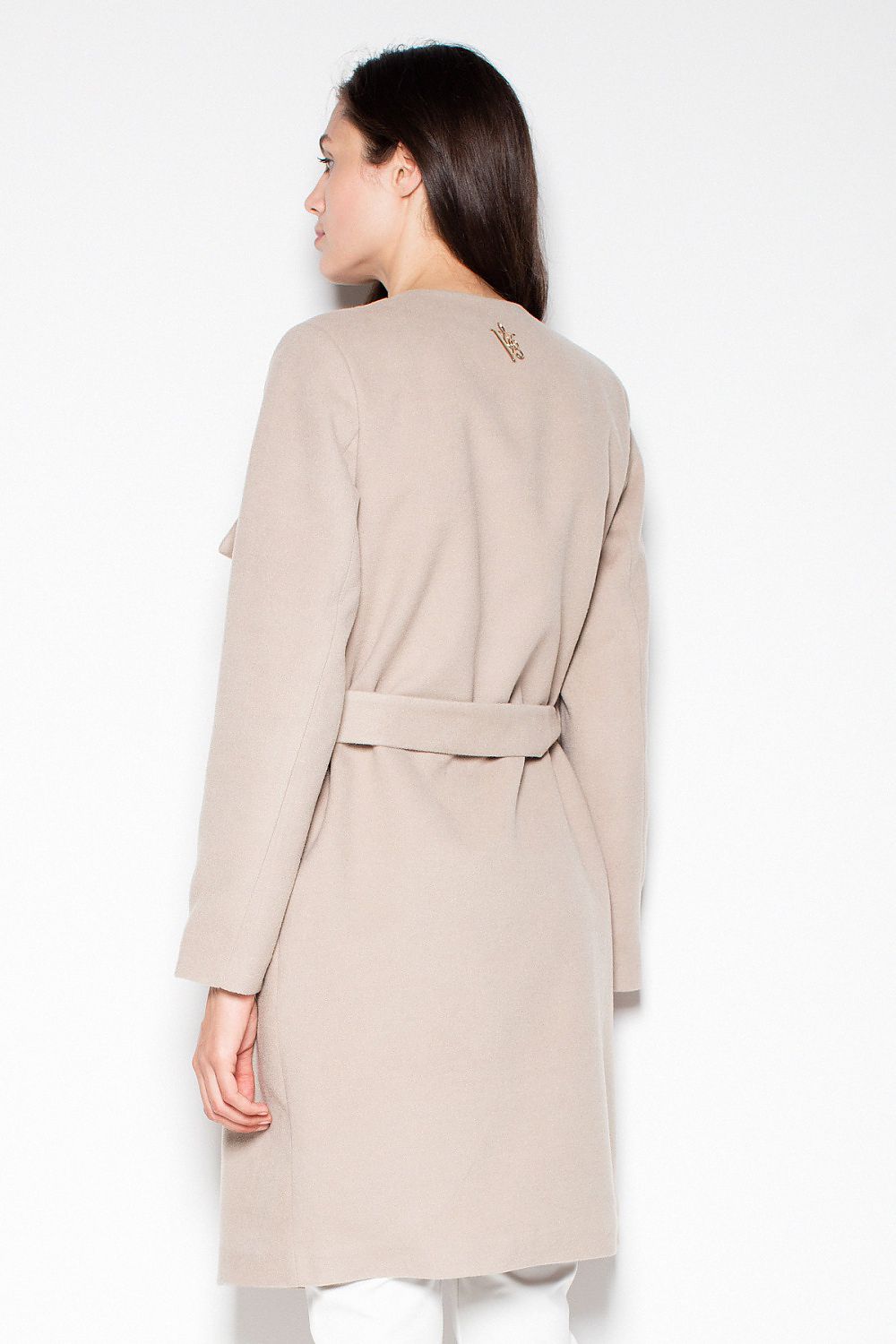 beige coat detail view