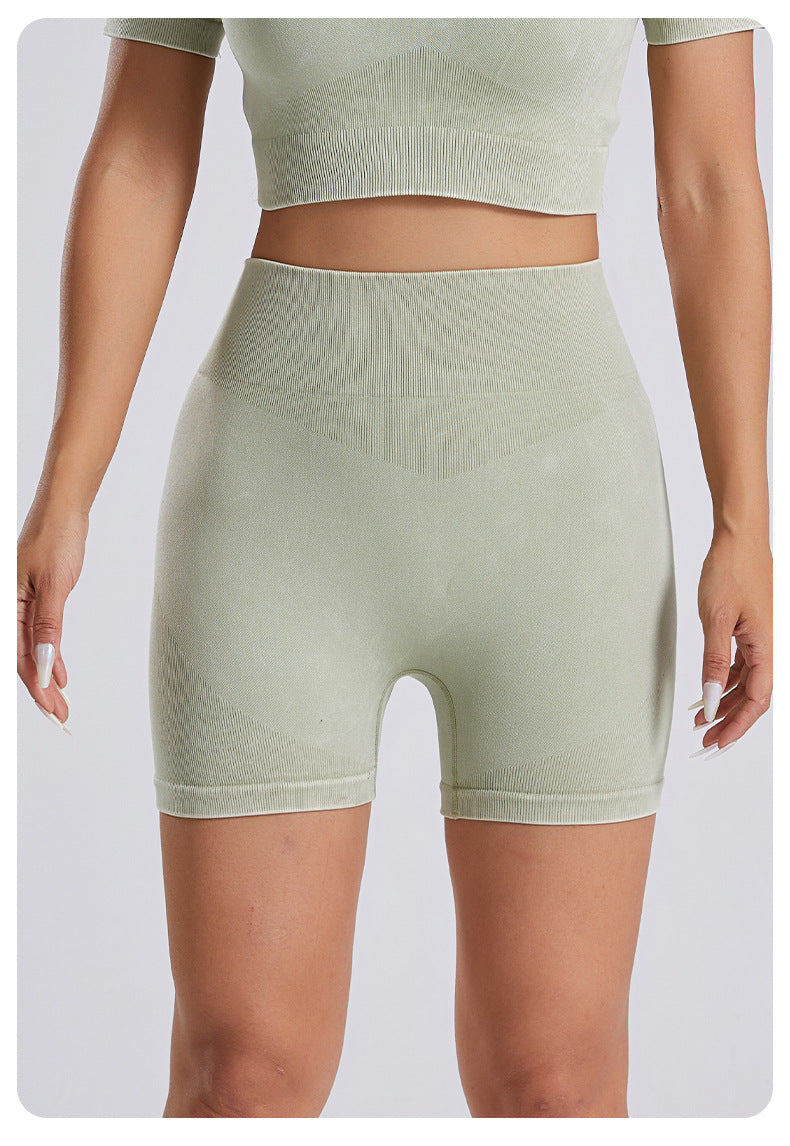 Hip-raise fit yoga shorts