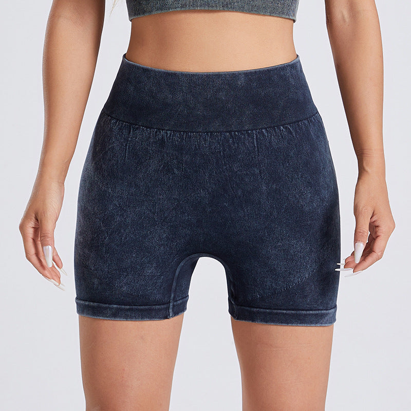 Seamless quick-dry yoga shorts