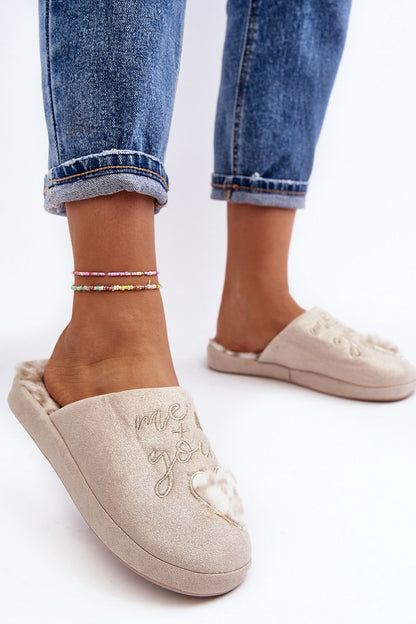 beige slippers alternate angle