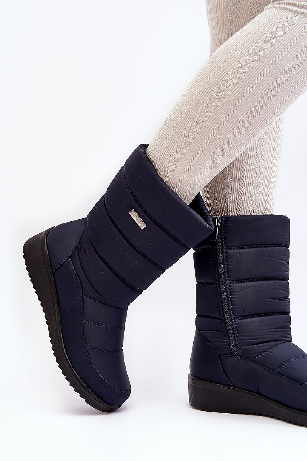 navy blue snow boots alternate angle