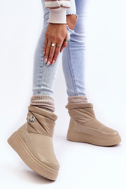 beige snow boots alternate angle