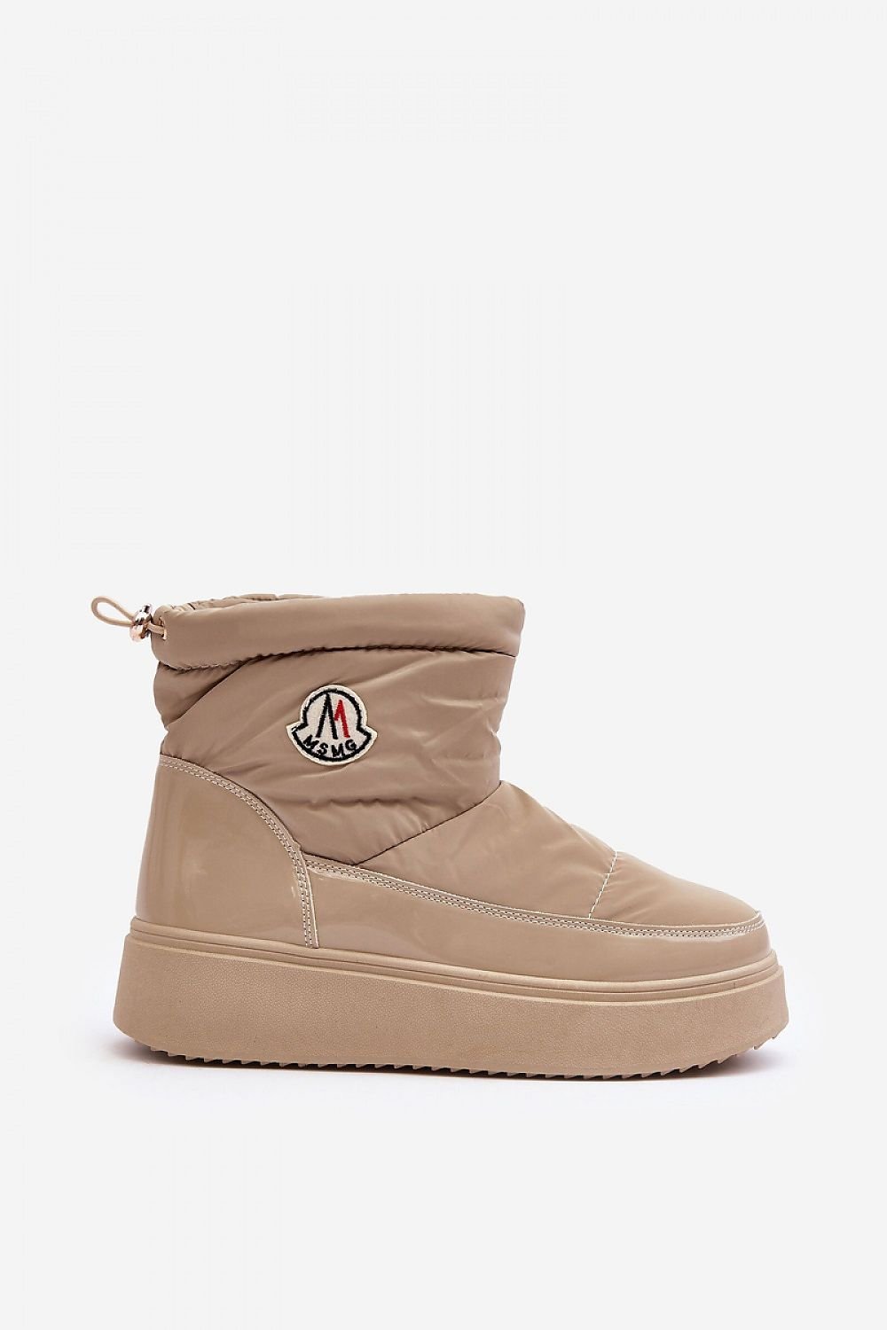 beige snow boots detail view