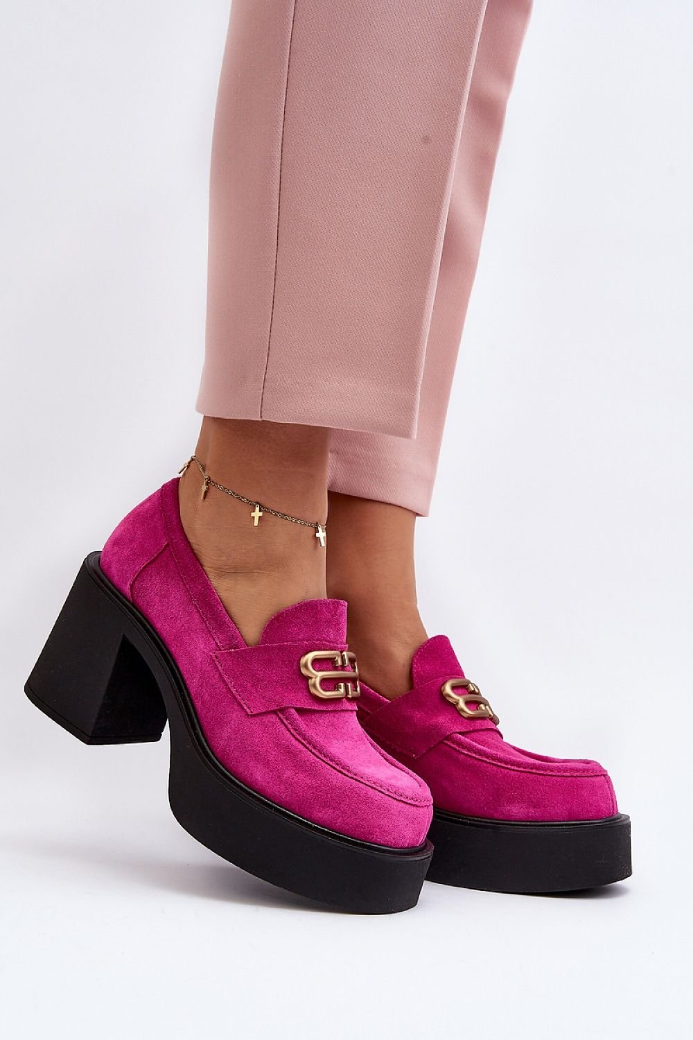 pink heeled low shoes front view