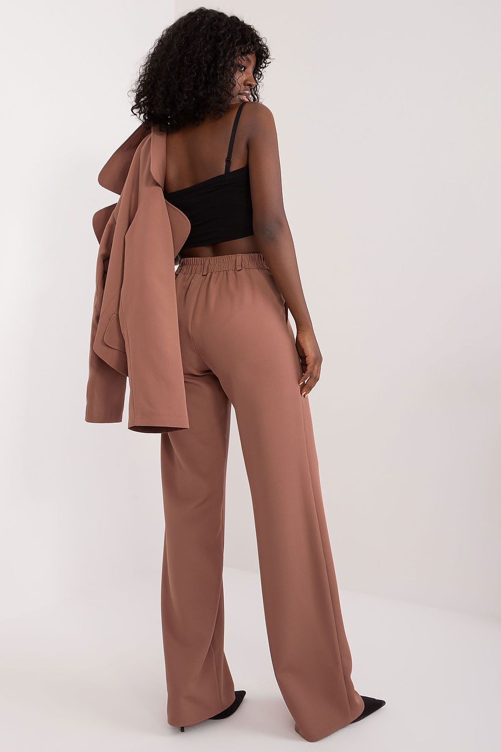 brown trousers detail view