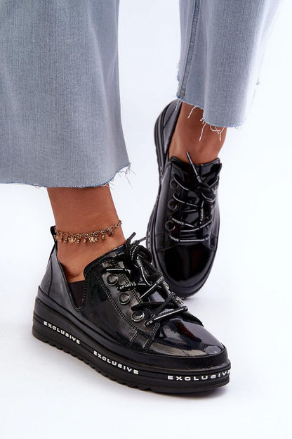 black low shoes detail view