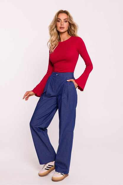pink trousers detail view