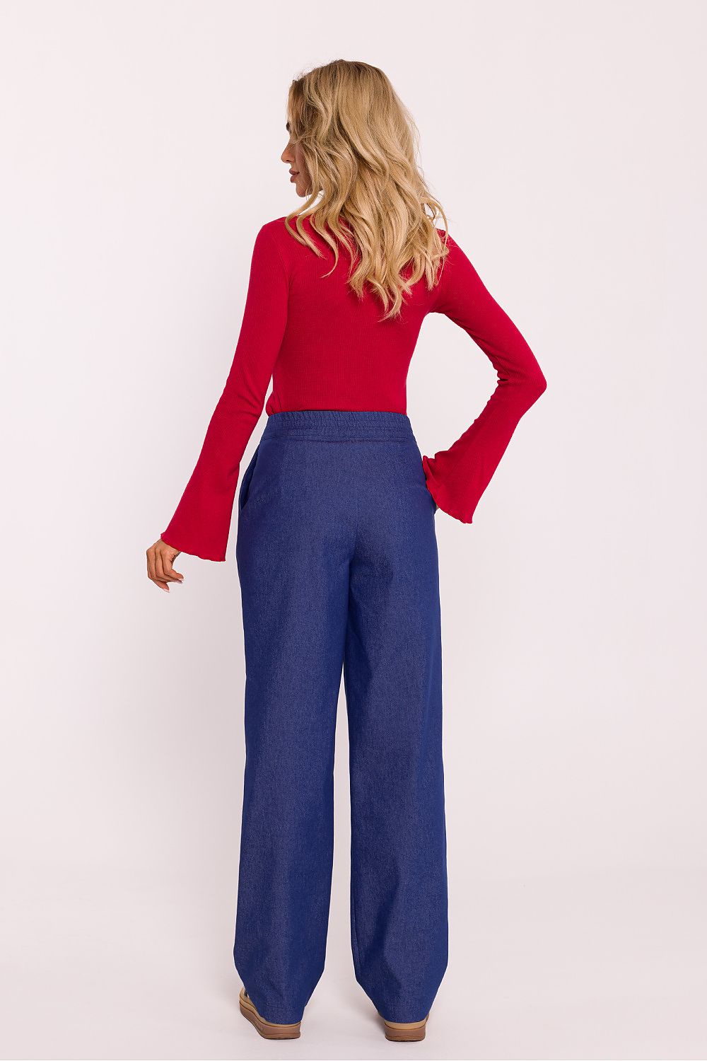 pink trousers back view
