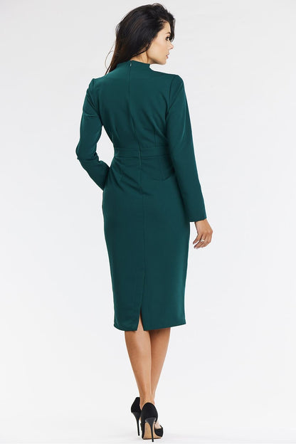 green long sleeve midi day dress detail view