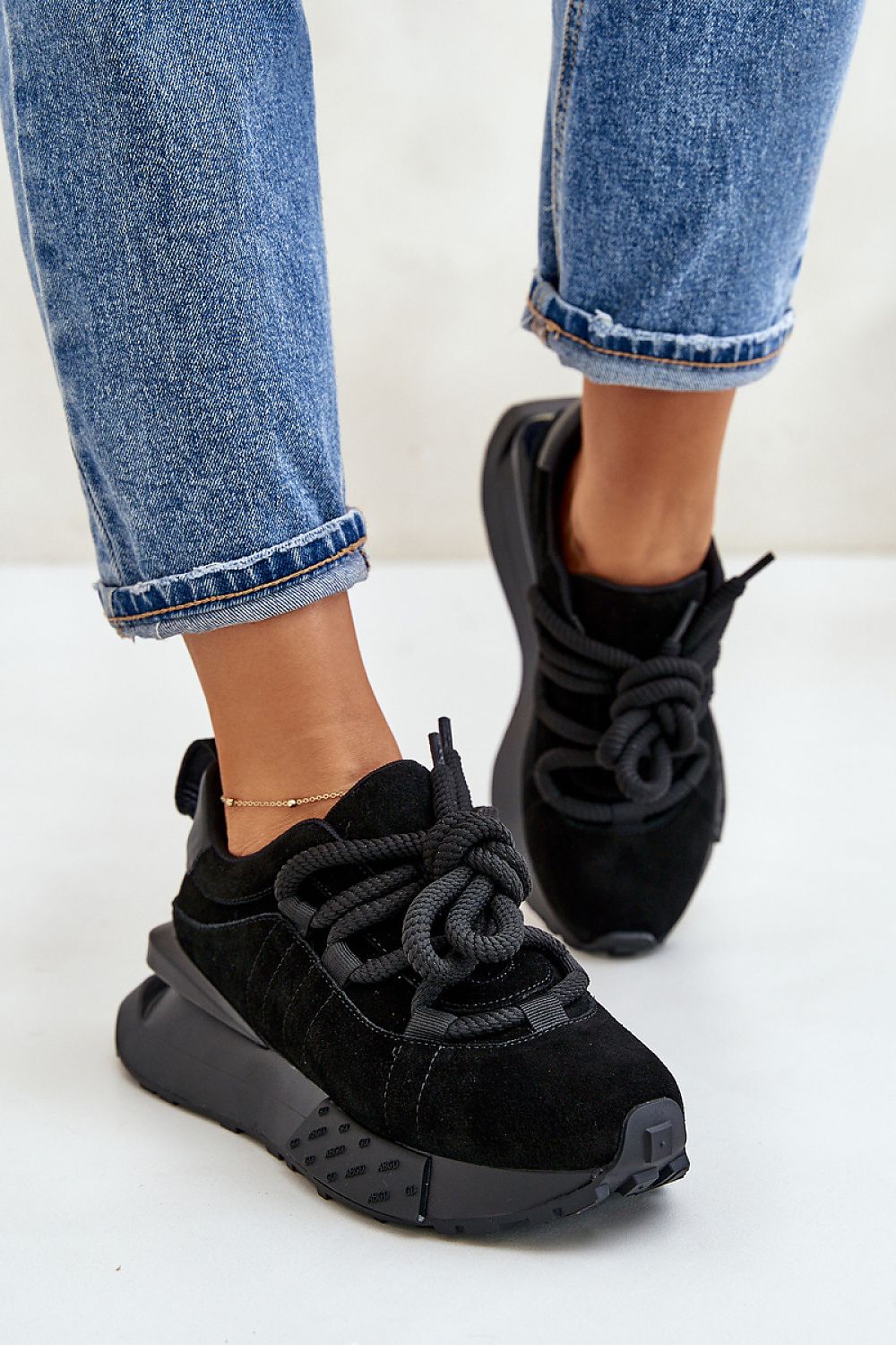 pink sport shoes view 9