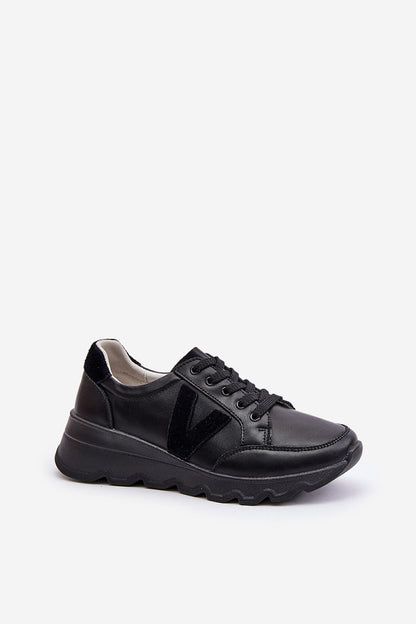 black sport shoes alternate angle