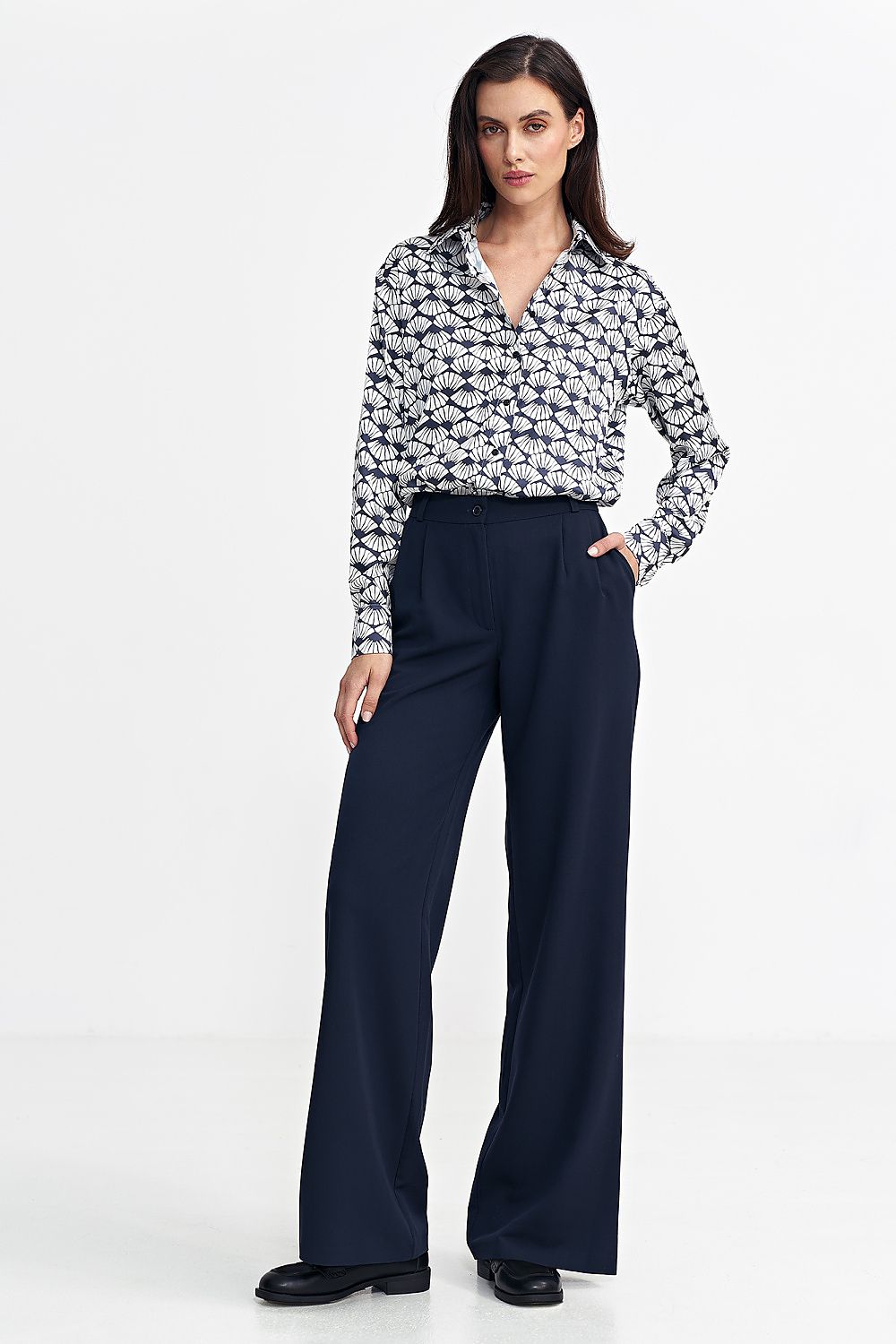 red belted trousers view 6