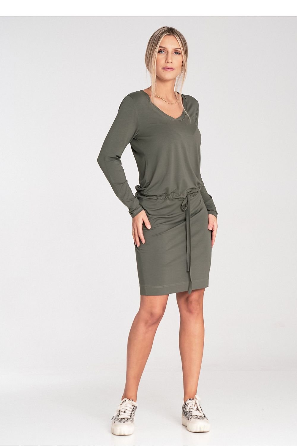 green long sleeve day dress back view