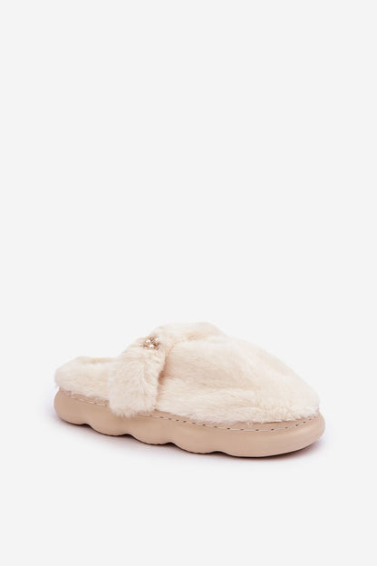 beige slippers alternate angle
