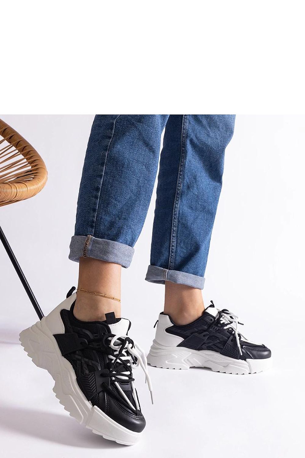 ~ lace sneakers view 6