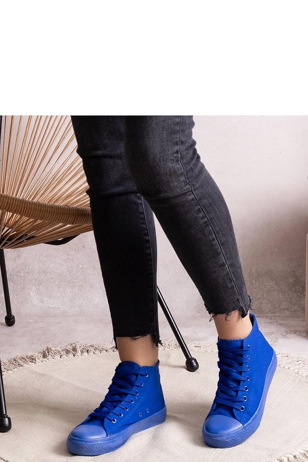 blue lace sneakers view 15