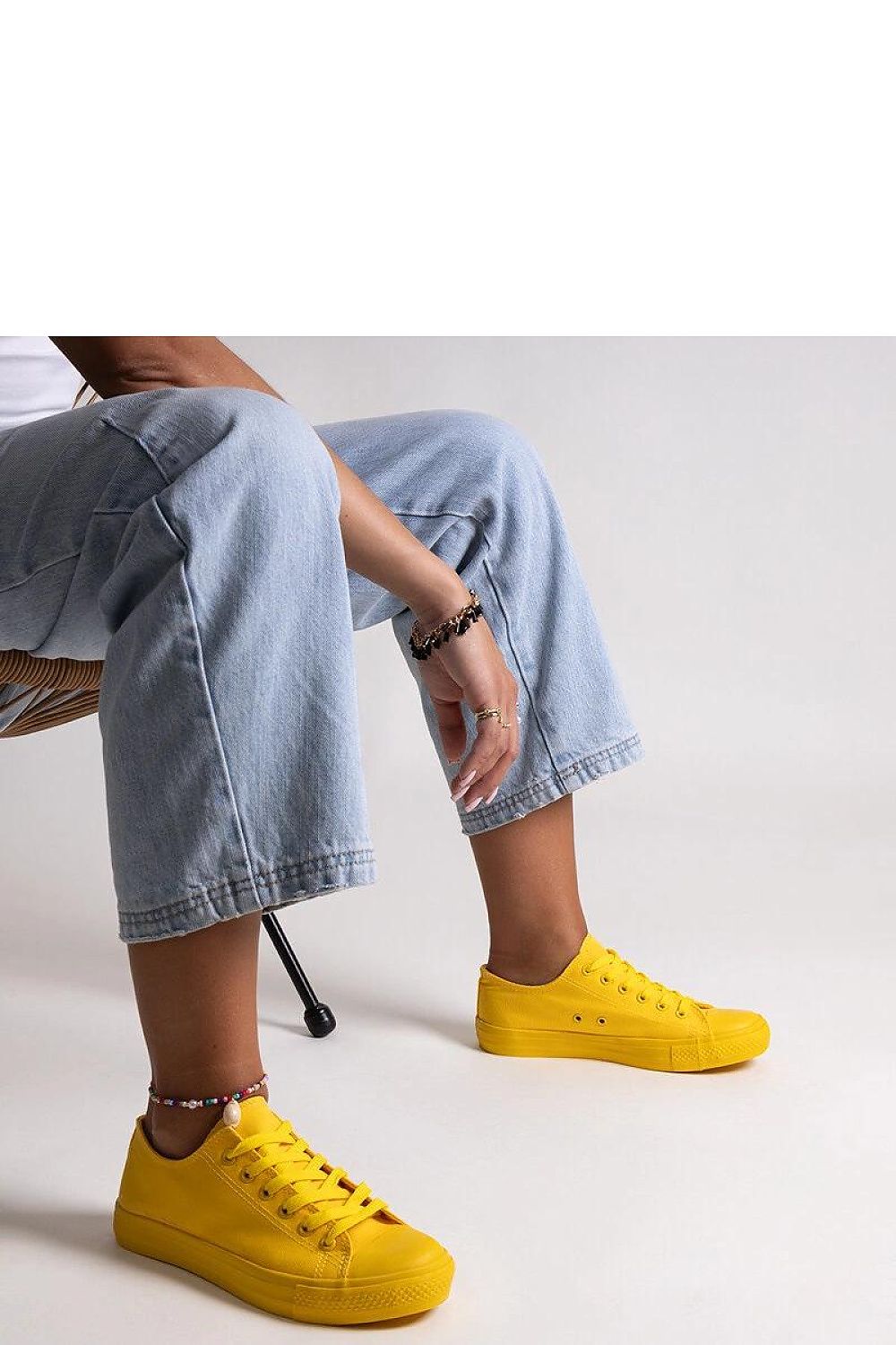 ~ lace sneakers detail view