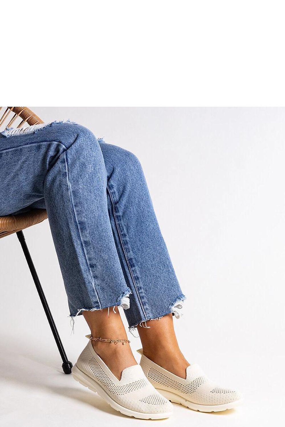 black sneakers view 10