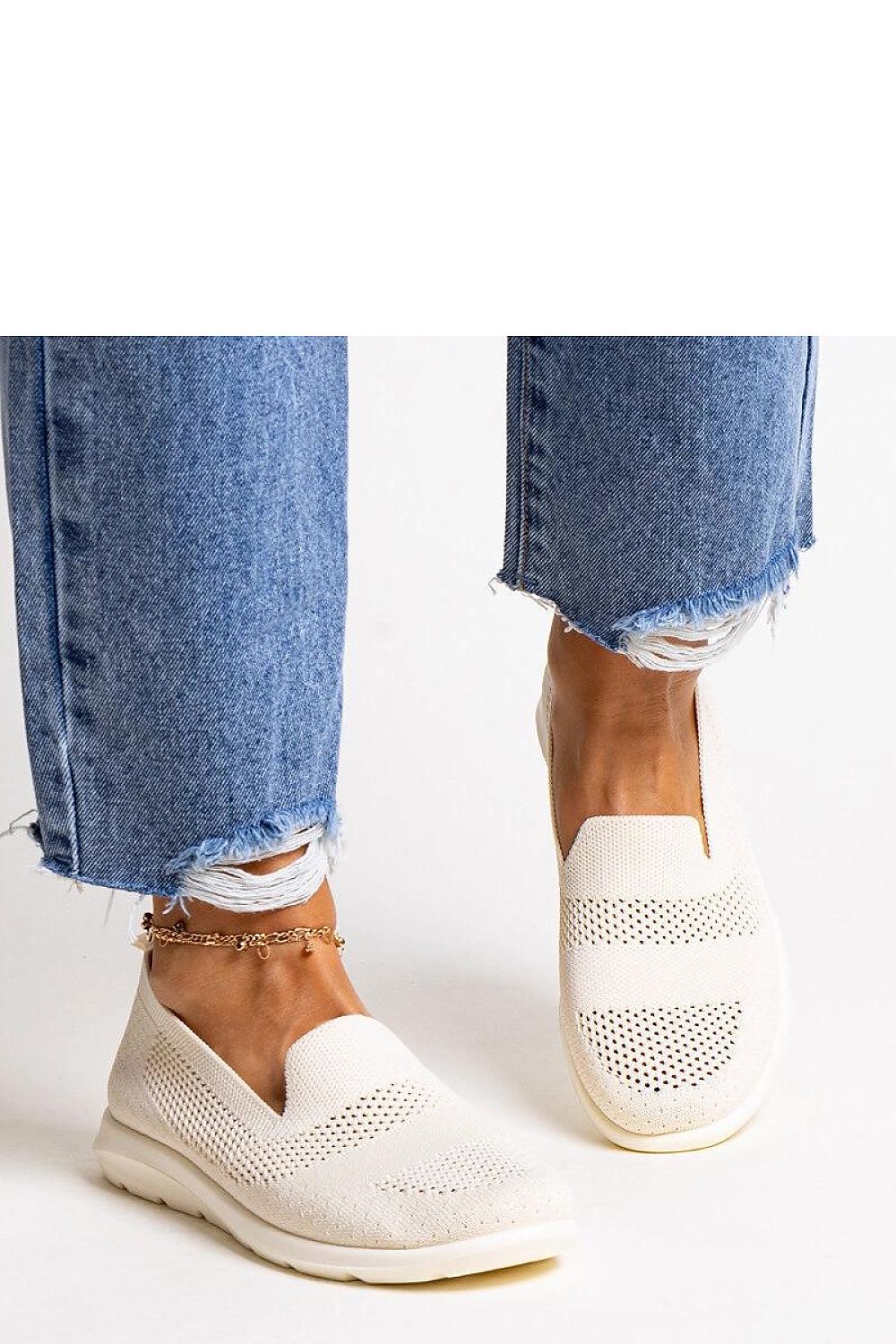 black sneakers view 12