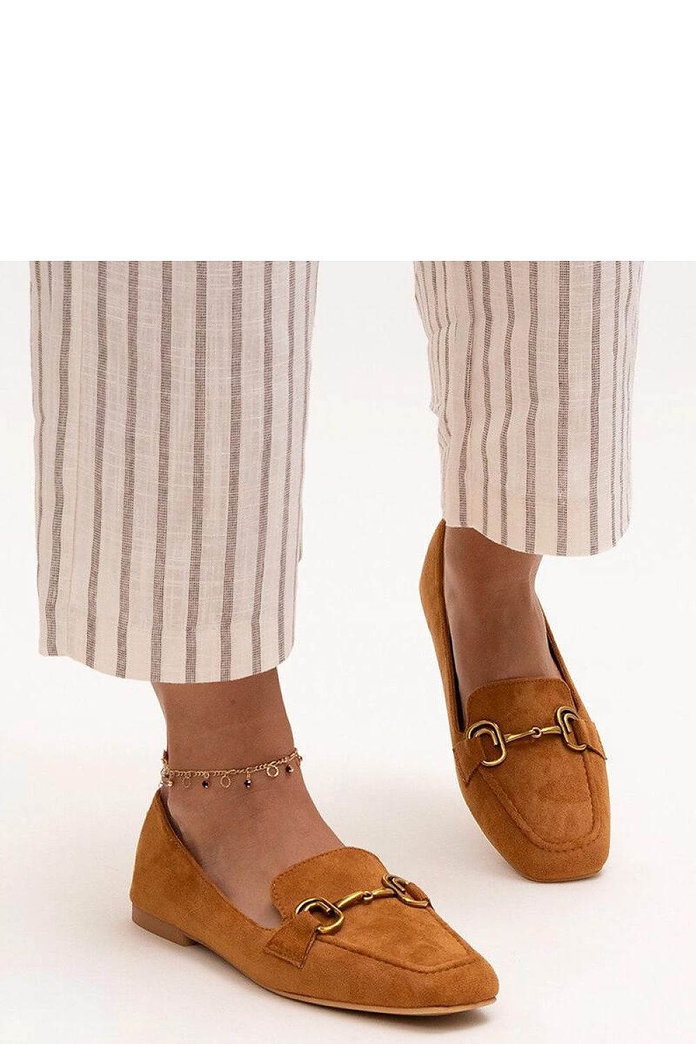 brown mocassin detail view
