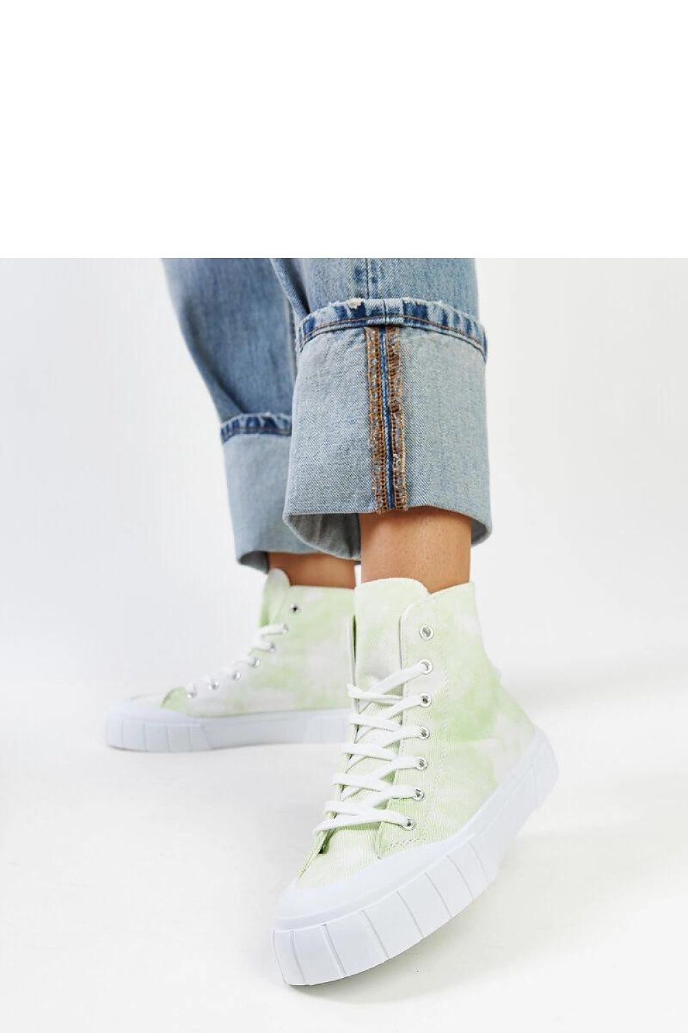 green lace sneakers detail view