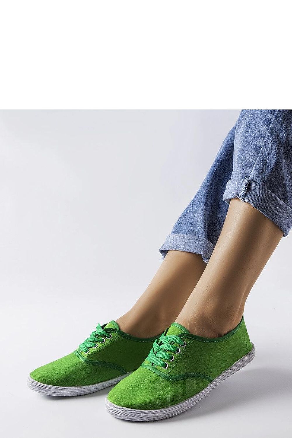 green lace sneakers detail view