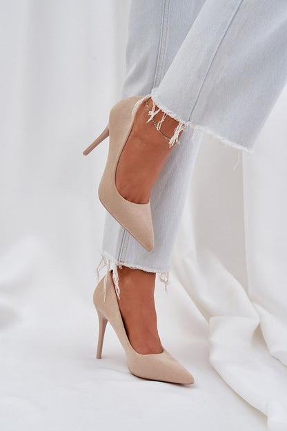beige high heels detail view