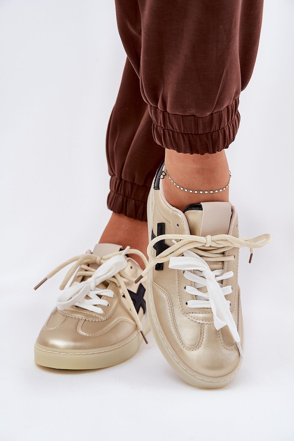 white sport shoes view 10