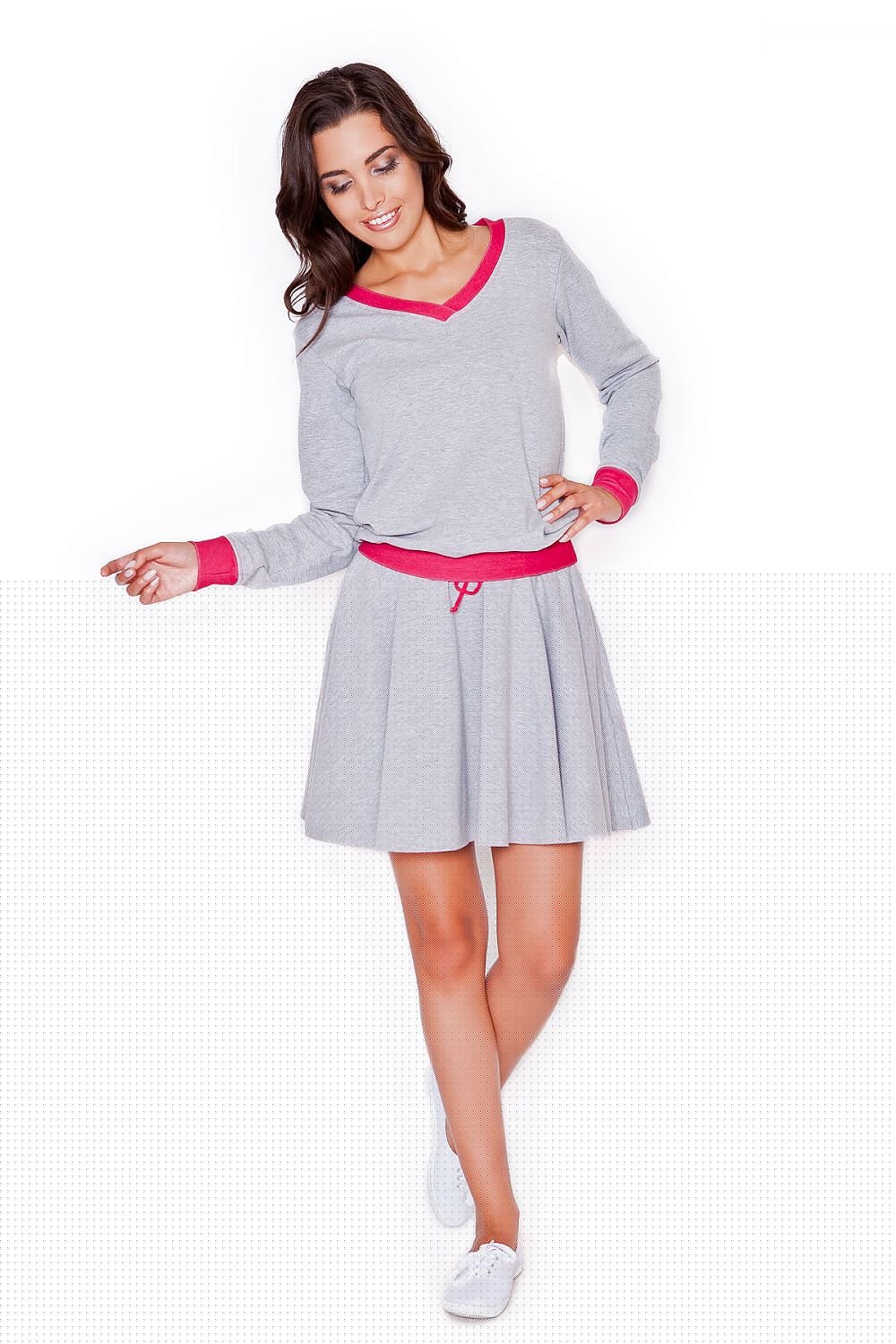 green skirt detail view