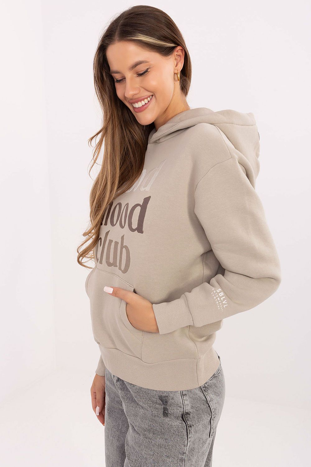 Women's White, Red, and Beige Sweatshirt view 8