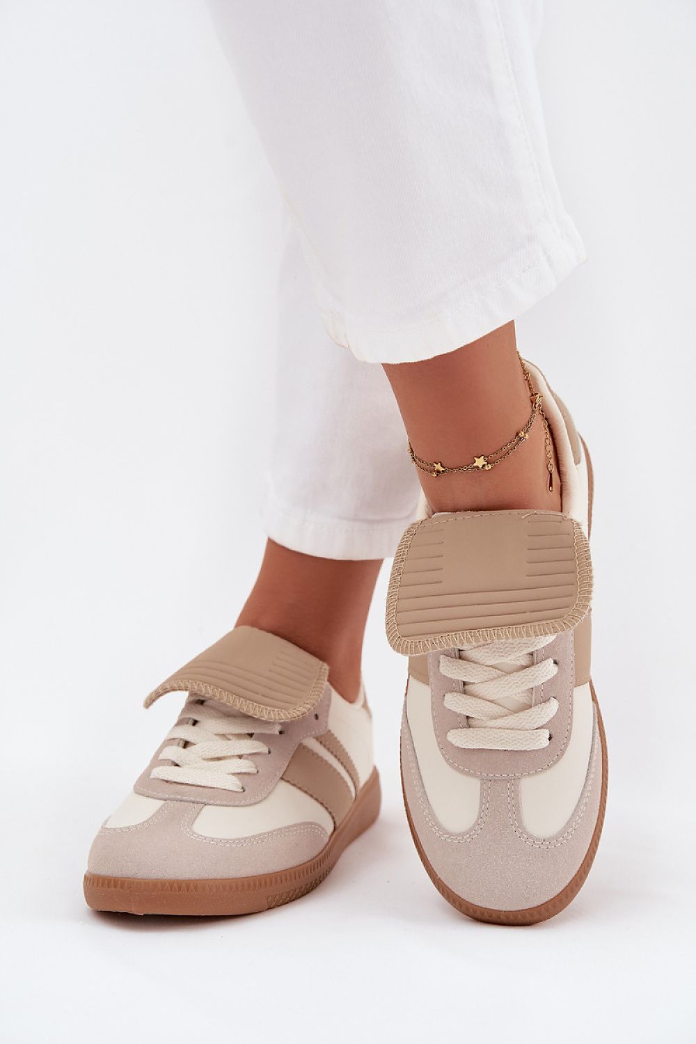 beige lace sport shoes detail view