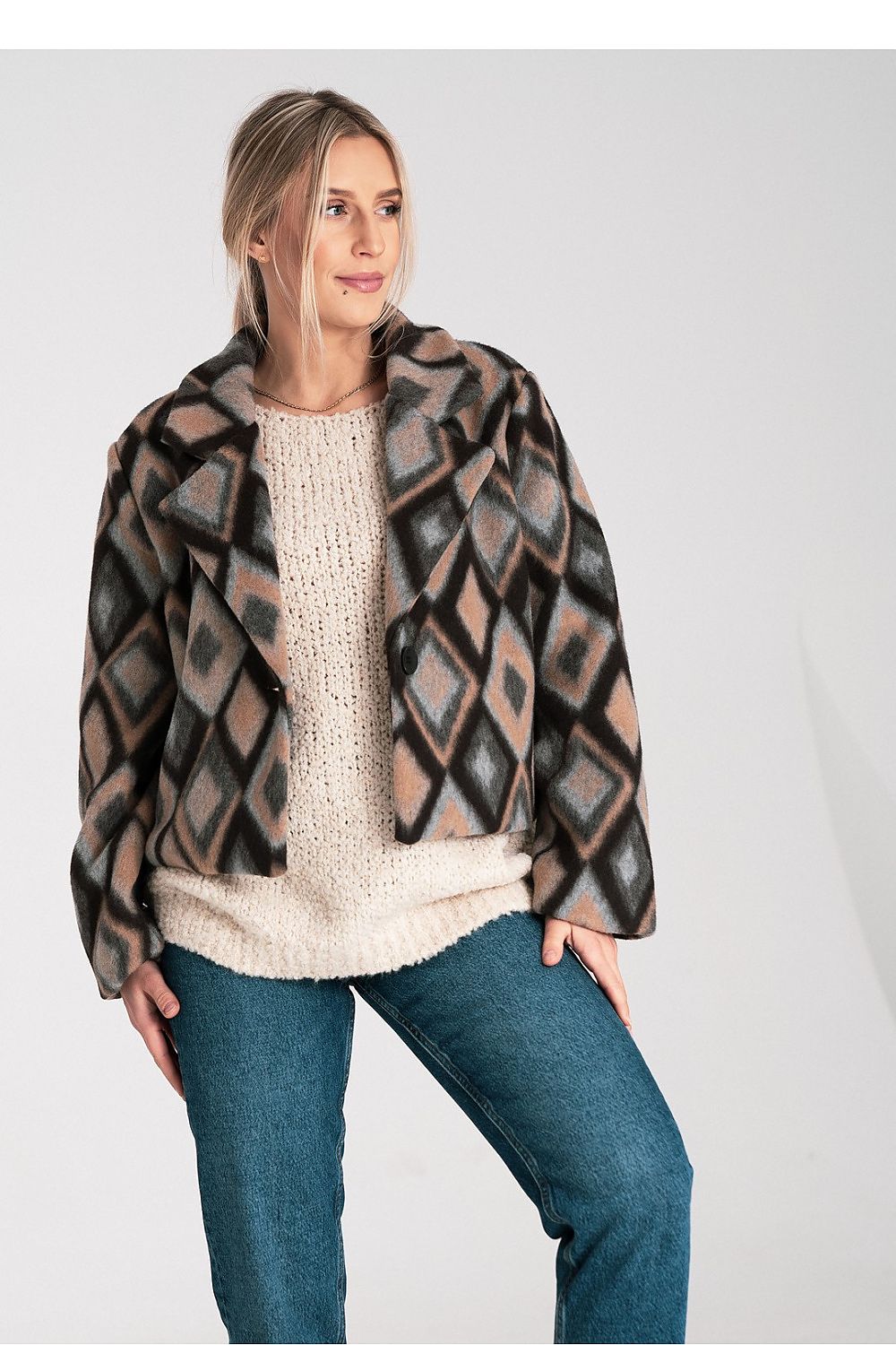 beige jacket view 6