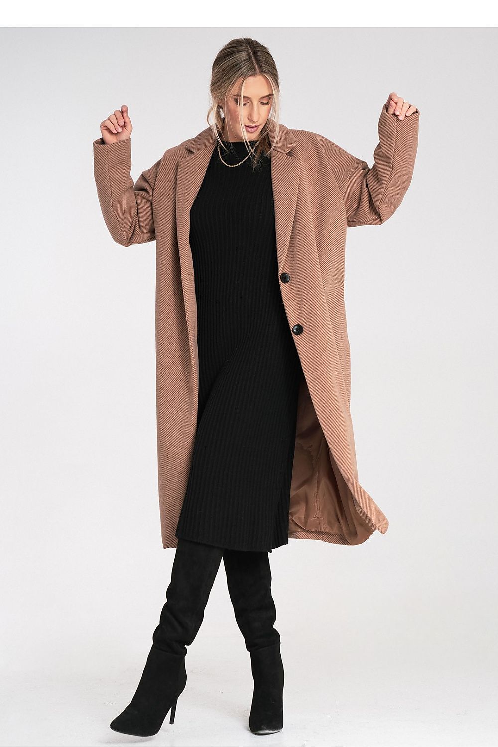 grey coat view 12