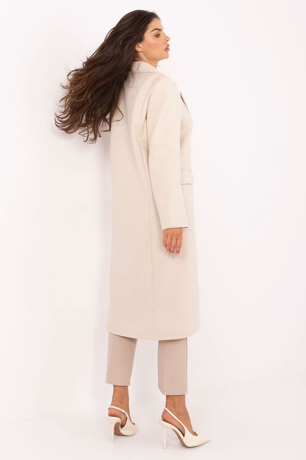 beige mini coat detail view