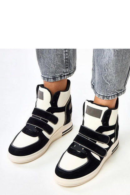 black sport shoes back view