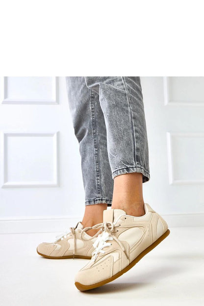 beige lace sport shoes detail view