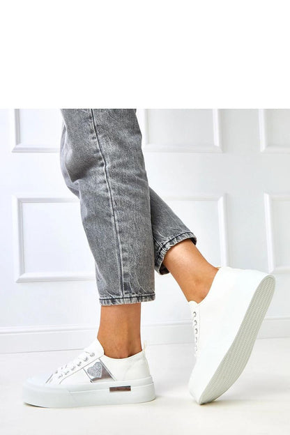 white lace sport shoes detail view