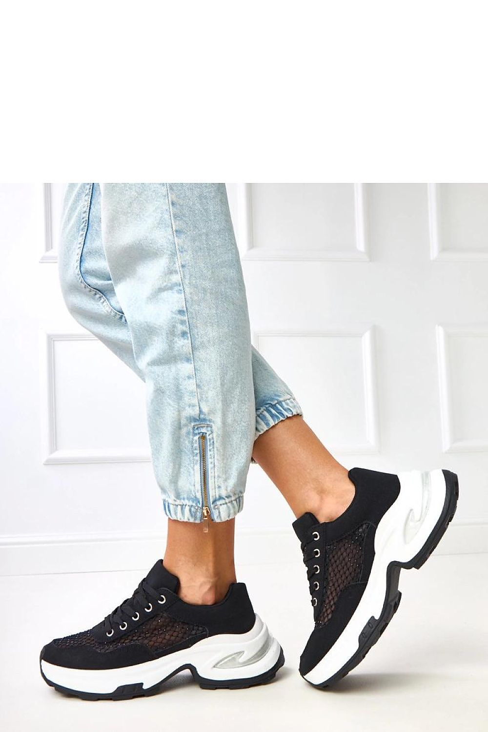 black lace sport shoes detail view