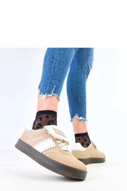 brown lace sport shoes detail view