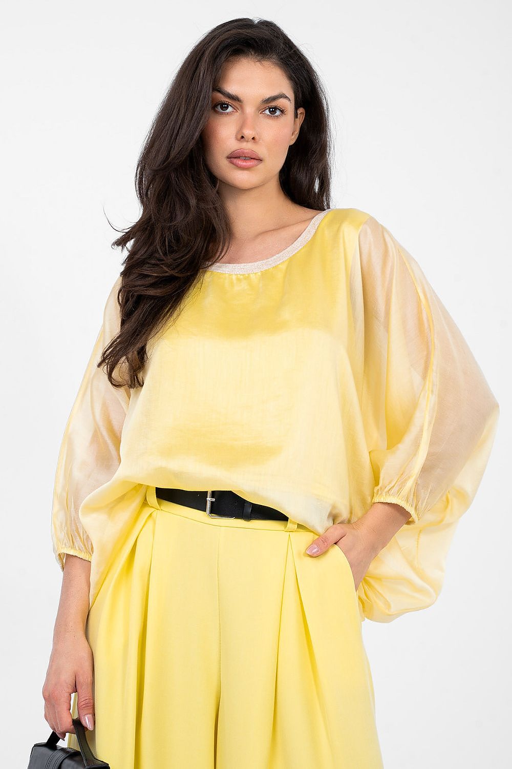 yellow blouse detail view