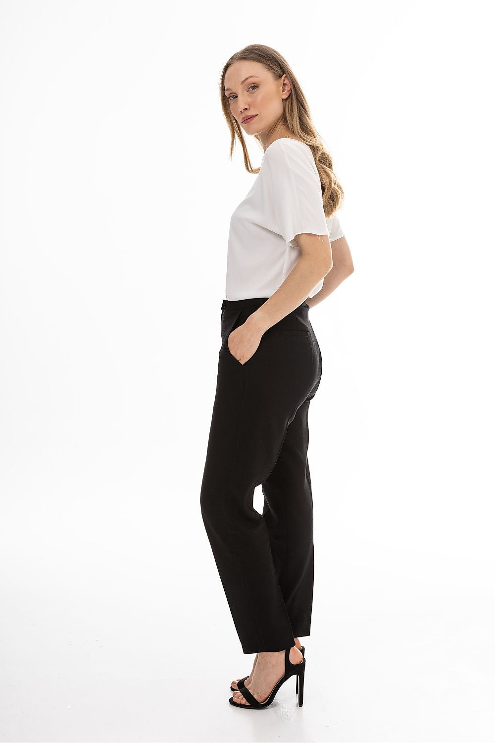 beige women trousers view 6