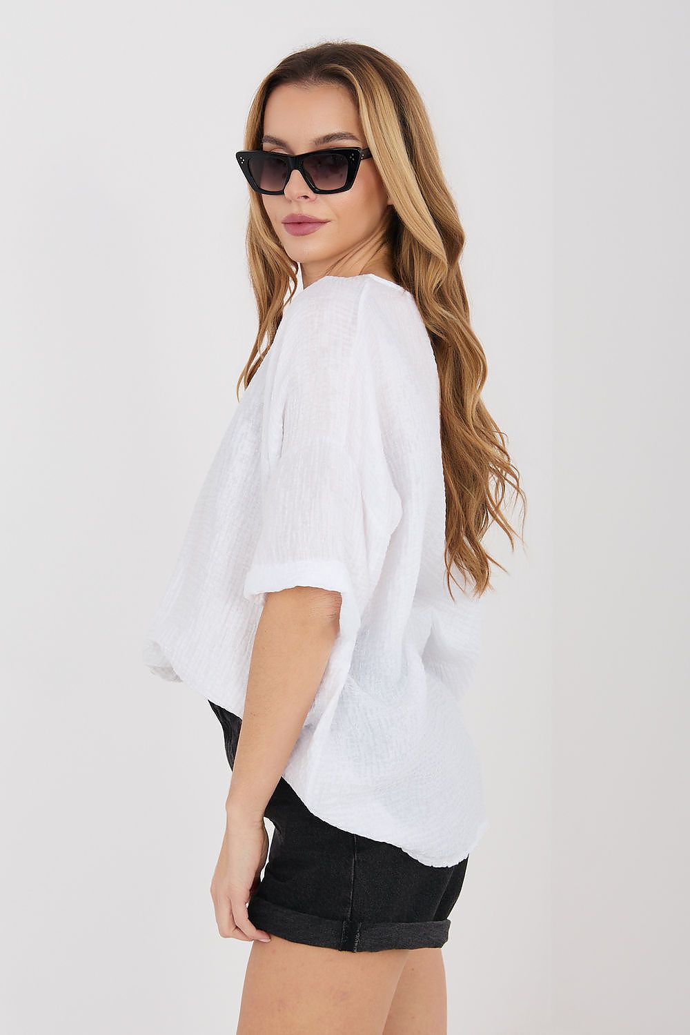 white short sleeve v-neck short sleeve shirt alternate angle