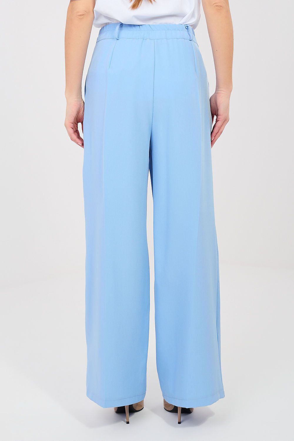 blue women trousers detail view