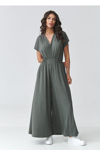 green short sleeve v-neck suit alternate angle