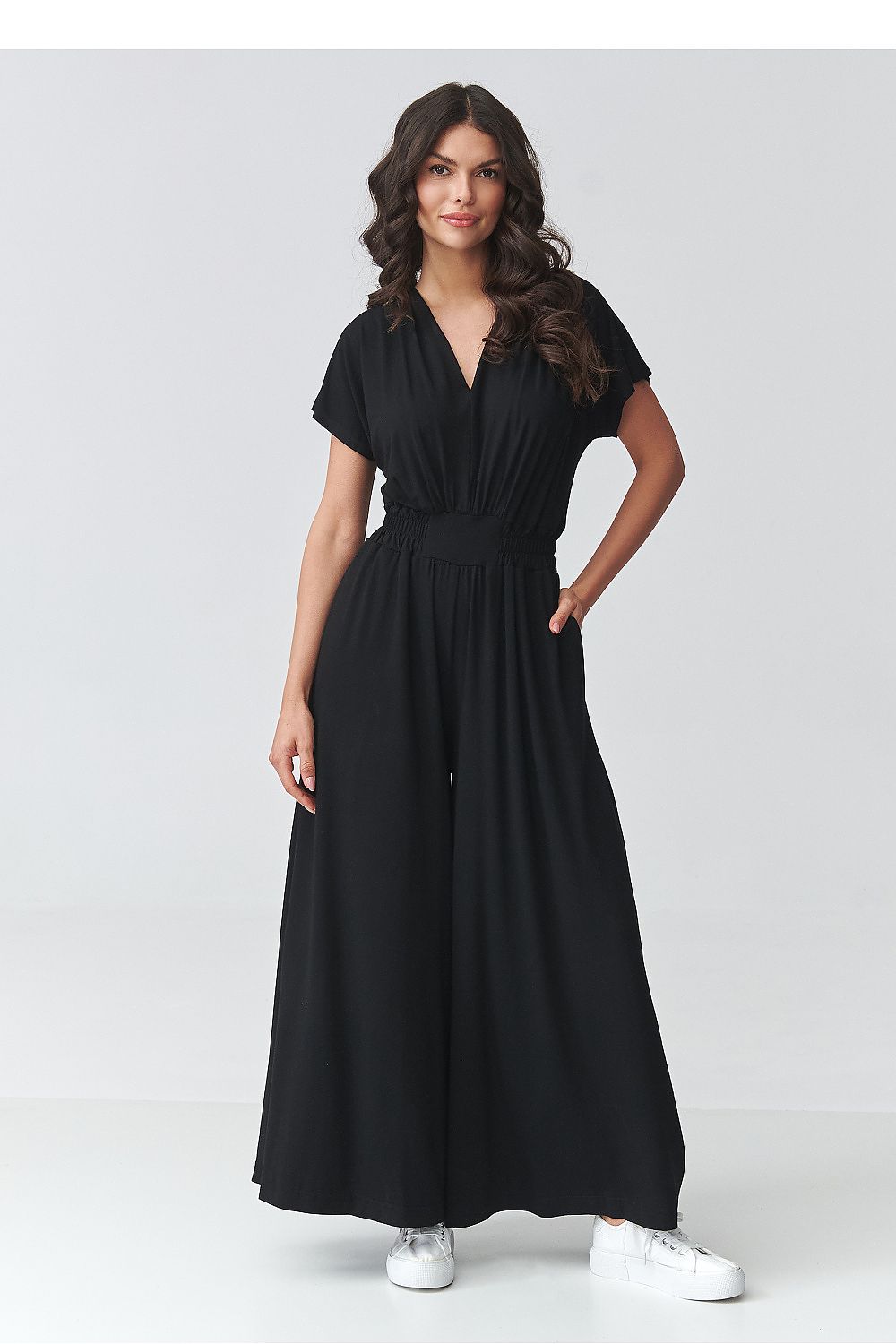 green short sleeve v-neck suit side view